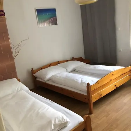 Ady Gold Five Apartment